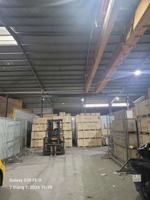 Cho thuê Xưởng DT 800m.Mặt tiền Qlộ1A
