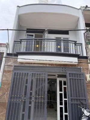 BÁN C.ĂN NH.À G.IÁ 3 T.Ỷ 850 TRI.ỆU - XÃ BÀ ĐIỂM