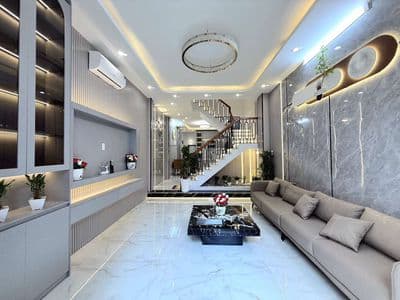 nhà 4x14m 2 lầu 3pn sân thượng Huỳnh Tấn Phát 5 tỷ 790