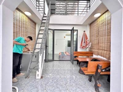 Studio tách bếp ban công siêu bự ngay trục đường phạm văn chiêu