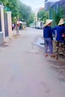 Nhà tây thạnh quẫn tân phú - dt: 4m * 16m 1 trệt + 1 lầu - chỉ 4 tỏi.