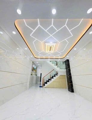 Nhỉnh 5 Tỷ - Nhà Đẹp Ở Ngay - 4x19 - kế Lê Văn Quới, Bình Tân