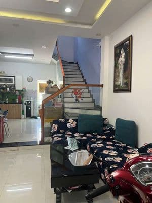 Cho thuê nhà 3 tầng đường: an thượng - 4 phòng - 3wc - đủ nội thất