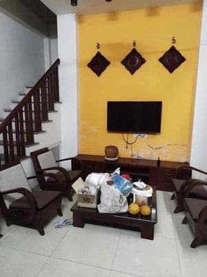 Cho thuê nhà nguyên căn phố vũ xuân thiều -sài đồng ,ôtô đỗ cửa,lô góc