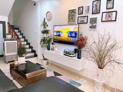Cho thuê nhà nguyên căn đủ đồ mới đẹp đường Cầu Diễn giá rẻ
