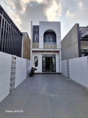 nhà mới xây hoan công đây đủ 125m2