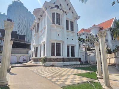 Mặt bằng kinh doanh sân vườn thảo điền giá siêu tốt