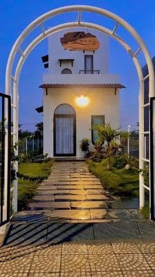 Nhà SÂN VƯỜN 2PN GẦN ĐƯỜNG MINH MẠNG