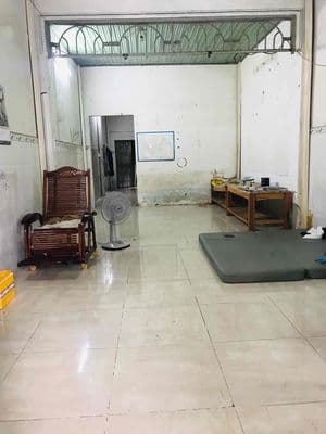 NHÀ CHO THUÊ HẺM 4 m Gần chợ Tân Hương 4x18m 1 lầu 3 pn 3 wc