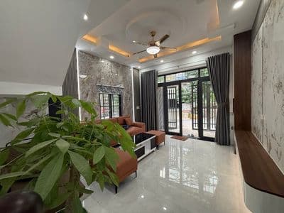 HÀ HUY GIÁP NHÀ ĐẸP 6X12 HƠN 70 M2 GIÁ 4,63 TỶ SHR ,HẺM CHÀ BÁ ALO E..