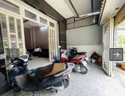 Quá ngon nhà 5 tầng đẹp mới ,thang máy riêng ngay kha vạn cân