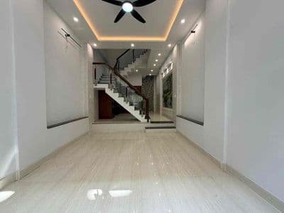 nhà 4,5 x 12, đúc 4 tấm , hẻm 1/ nguyễn văn khối ,p11