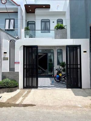 Ngay Bửu Long , Nhà xây cho con trai ở giờ chuyển công tác nên bán gấp