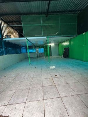 Cho Thuê Nhà Suốt..HẺM LVK Tiger..Q12 Cũ..Dt:6,5x11m Làm kho