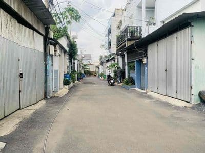 Giá tốt - đất đẹp ngang 5m xây dựng tự do đường lê văn chí