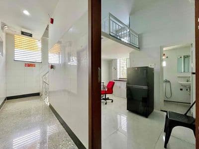Trống lại căn duplex có thang máy gần quận 1