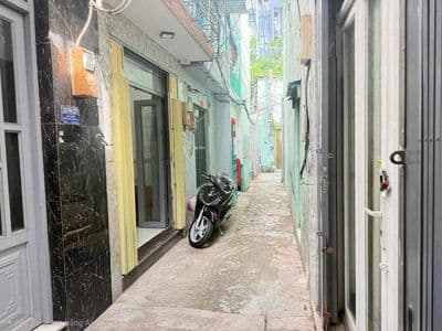 Gởi phí 40tr..Bán nhà Sổ riêng hoàn công..Ko quy hoạch,trung tâm Q.7..