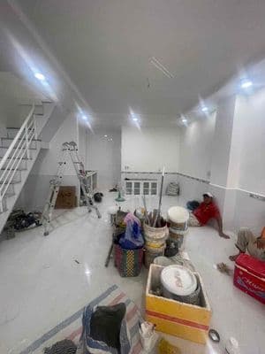 cho thuê nhà nc nguyễn kiệm p3 (4,5x11) 1 lầu , 2pn , 2wc nhà mới tin