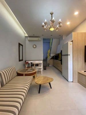 Cho thuê nhà nhỏ gọn, sạch đẹp, sát mặt tiền Lý Thường Kiệt p4 Gò vấp