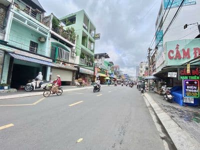 Cho thuê nhà 5 tầng mặt tiền kinh doanh cạnh chợ Tân Quy Q7