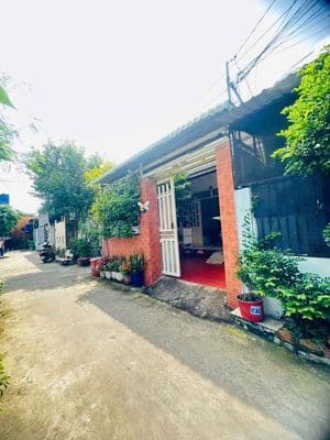Chủ cho thuê nhà 90m2 mái thái,2pn1wc - Có nội thất đường 9 p.linh tây