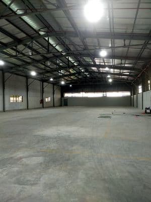 Cho Thuê Kho Xưởng 1800m2+ sân 800m2- pccc tự động, cont40 đi ngày đêm