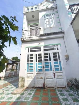 Nhà Sân 2 Xe Hơi Ttt