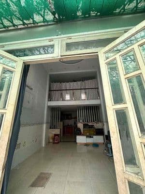 Nhà liên khu 4-5 ( 3pn-2wc ) giá : 6,5tr/ tháng