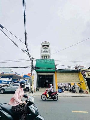 Cho thuê nguyên căn mặt tiền nguyễn văn nghi 4,5x20m 6 tầng -kd tự do