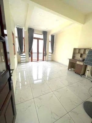 Nhà khu bình long —giáp tân phú —4 tầng (3pn,3wc)