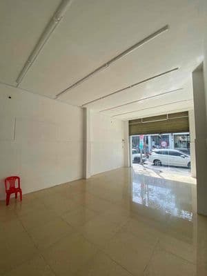 Mặt tiền YERSIN - Gần các Brand lớn - Thiện chí thương lượng
