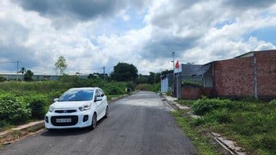 Siêu ngộp! 105m2, đất thổ cư, đường nhựa gần KCN Bàu Xéo và VĐ4