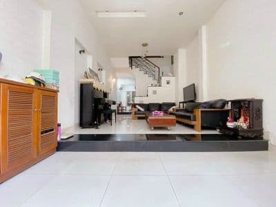 BÁN NHÀ (4X20m) 10,8 tỷ Đường Đặng Thùy Trâm P.13 BT 1 Trệt 2 Lầu ST