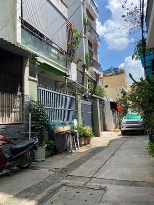 Lê Trọng Tấn - nhà 2 tầng, DT sàn 76m2, nở hậu, giá 3.x tỷ