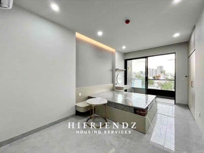 Căn Hộ Đẹp 35m² | Đi Bộ HUTECH - Gần Metro, Landmark 81, Hàng Xanh