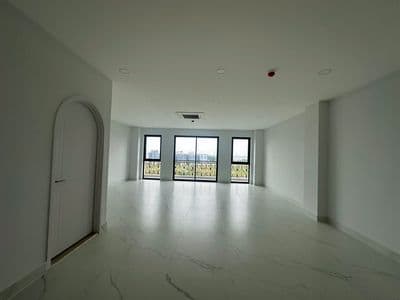 Văn phòng cho thuê tại Vạn Phúc City 7x20m Giá 14 tr/ tháng siêu đẹp