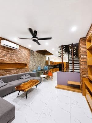 Cho Thuê Nhà 1 hầm 4 lầu Full nội thất cao cấp tại KĐT Vạn Phúc City