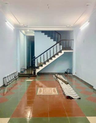 Nhà 2 tầng MT 5m5 LÊ ĐẠI - HOÀ CƯỜNG - Ô TÔ ĐẬU ĐỖ