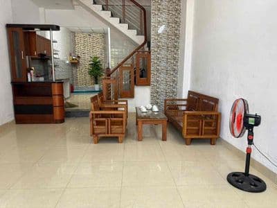 cho thuê nhà 4 phòng ngủ mt ngô quyền