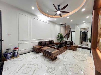***, Thuỵ Khuê, lô góc, ngõ thông, sát phố, thang máy, full đồ
