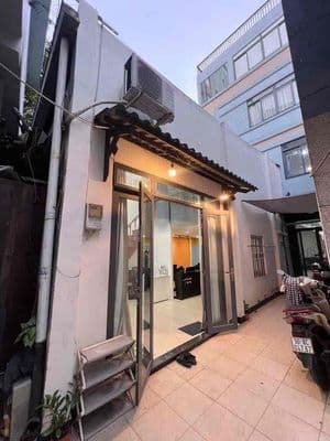 Nhà Lý Chính Thắng 4.3x10m Trệt Lửng Gần Mặt Tiền Giá Tốt