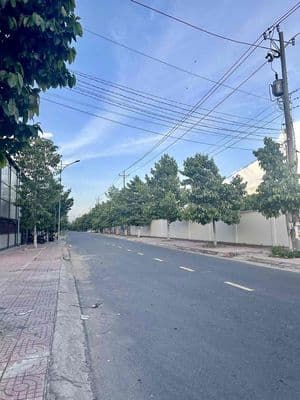 Mặt Tiền Kinh Doanh - mặt sau View kênh mát mẻ - chỉ 440 tr/ mét