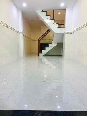 Tôi bân nhà 50 m2, 1 trệt. 1 lầu đúc , tuyệt đẹp. Quận 7