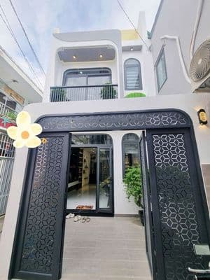 NHỈNH 5 TỎI 60M2 CĂN GÓC 2T NGUYỄN KIỆM – 3PN CÓ PHÒNG TRỆT