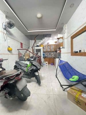 Nhà quận Tân Bình gần chợ hoàng hoa thám 30m2 3 tầng giá 3.5 tỷ