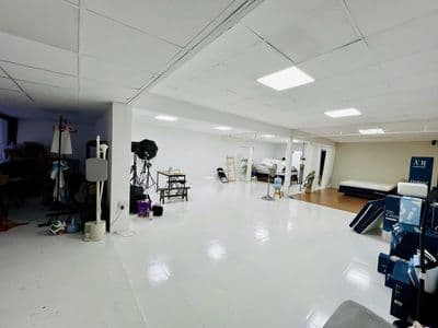 CHO THUÊ MẶT BẰNG TRẦN QUỐC THẢO | 10x25m | Lầu 3-4 | 25 Triệu/Sàn