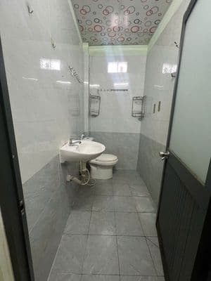 Chính Chủ Cho Thuê Nhà cấp 4 có gác lửng giá 7tr chốt
