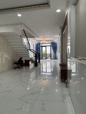 Cho thuê nhà nguyên căn tô ngọc vân- gần cầu bến phân- gò vấp