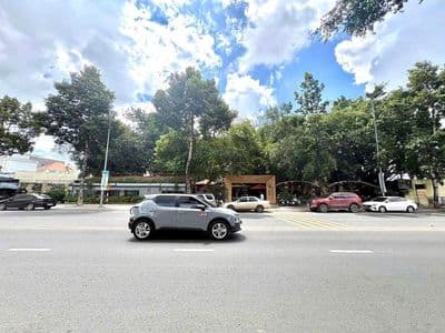 MBKD 74m ngang, mặt tiền đường Võ Thị Sáu, 1396m2 giá 180 triệu/tháng