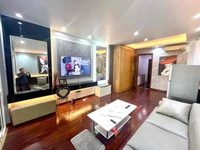 Giá 8tr 1N1K 60 m2 ở 118 Nguyễn Khánh Toàn Ô tô đỗ cửa